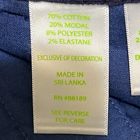 Lilly Pulitzer Adie Short - Picture 8 of 11